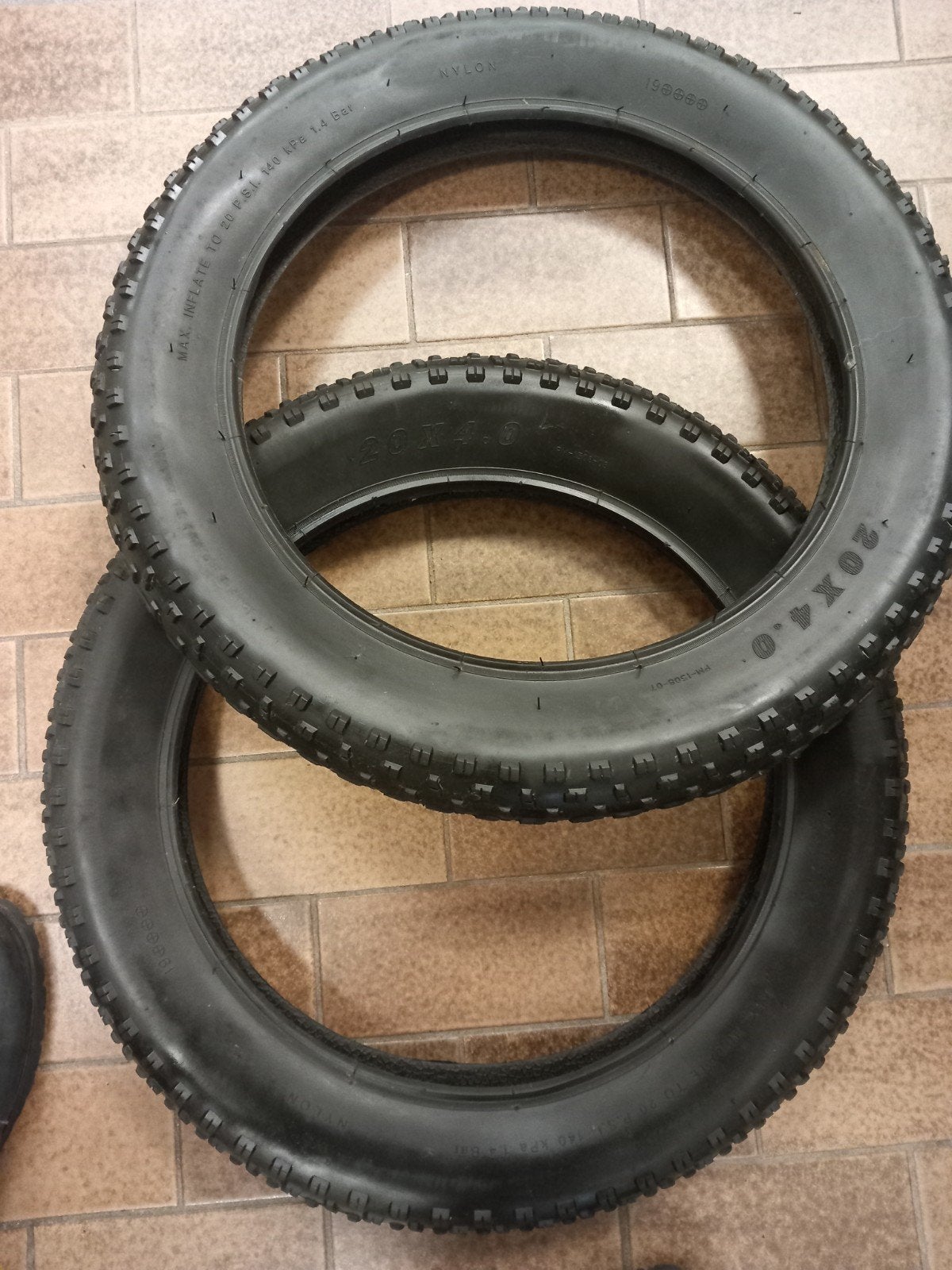 Zo goed als nieuwe fatbike banden 20x4.00, Fietsen en Brommers, Band, Ophalen of Verzenden, Zo goed als nieuw, Fatbike