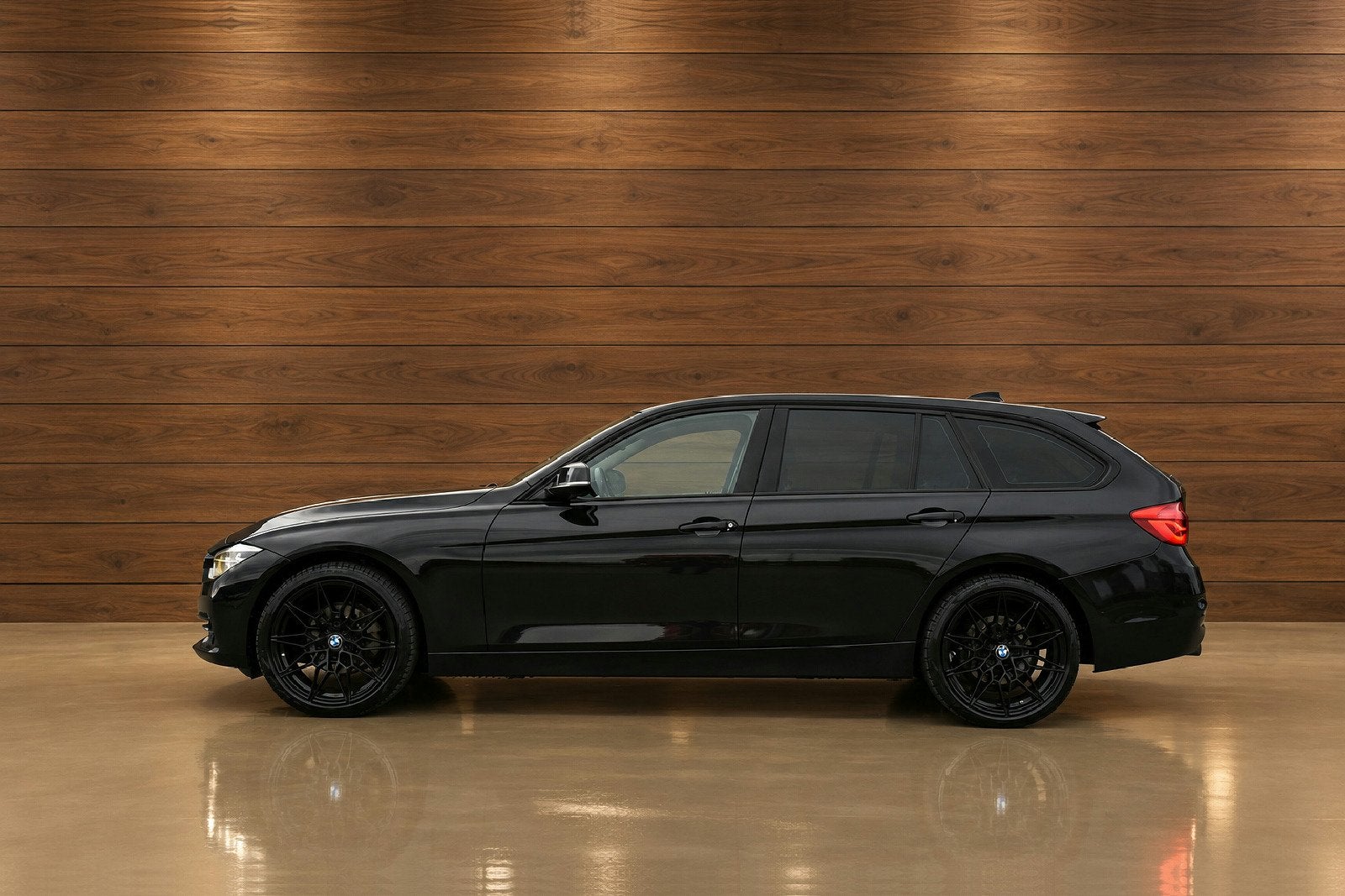 BMW 3 Serie Touring 320i xDrive High Executive (bj 2017), Auto's, Automaat, 1998 cc, 15 km/l, 4 cilinders