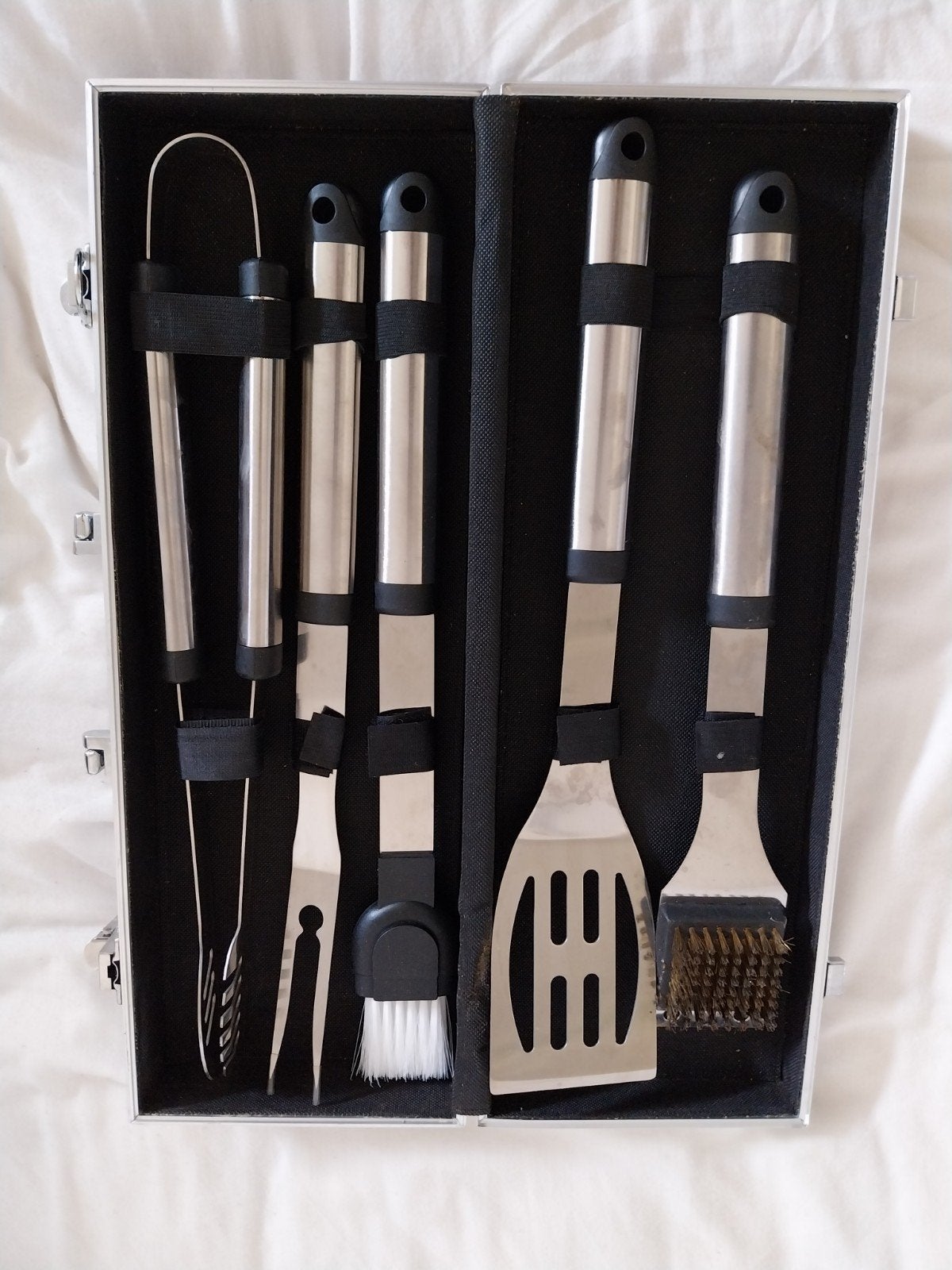 BBQ Gereedschap Set in Aluminium Koffer - 5-delig, Ophalen of Verzenden, Gebruikt