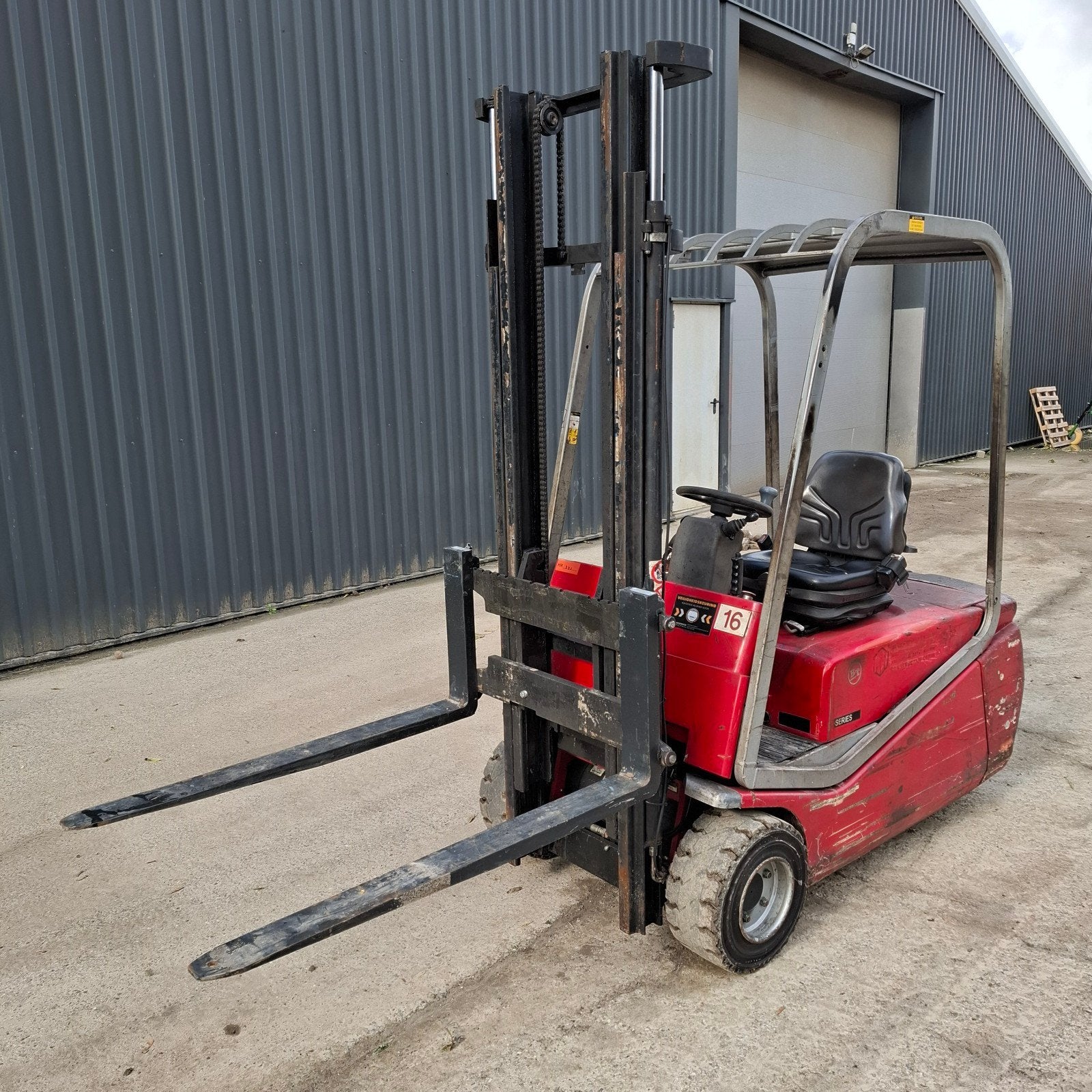 BT C3E200 (2 ton)  heftruck elektrisch, Heftruck, Ophalen of Verzenden, 1000 tot 2000 kg, BT