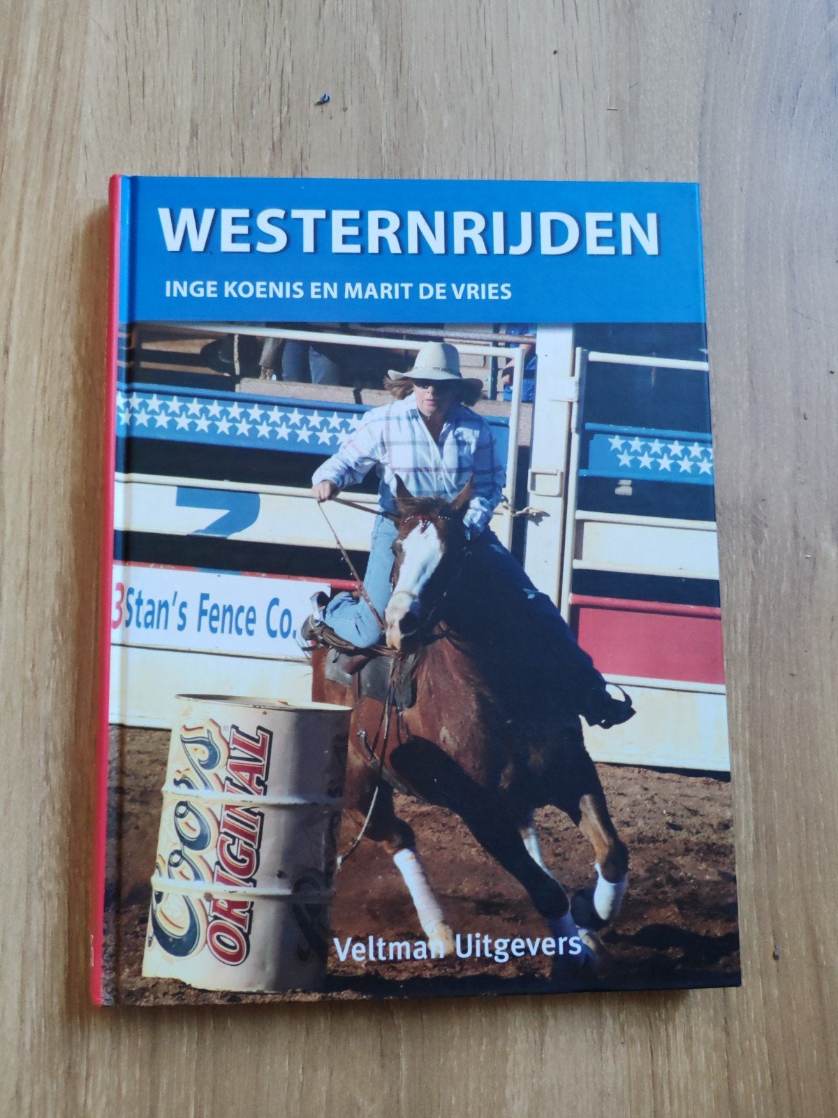 M. de Vries - Westernrijden, Ophalen of Verzenden, Zo goed als nieuw, Overige sporten, M. de Vries; I. Koenis