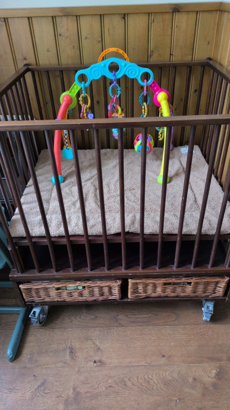 Babybox, Kinderen en Baby's, Boxen, Ophalen of Verzenden, Gebruikt, In hoogte verstelbaar