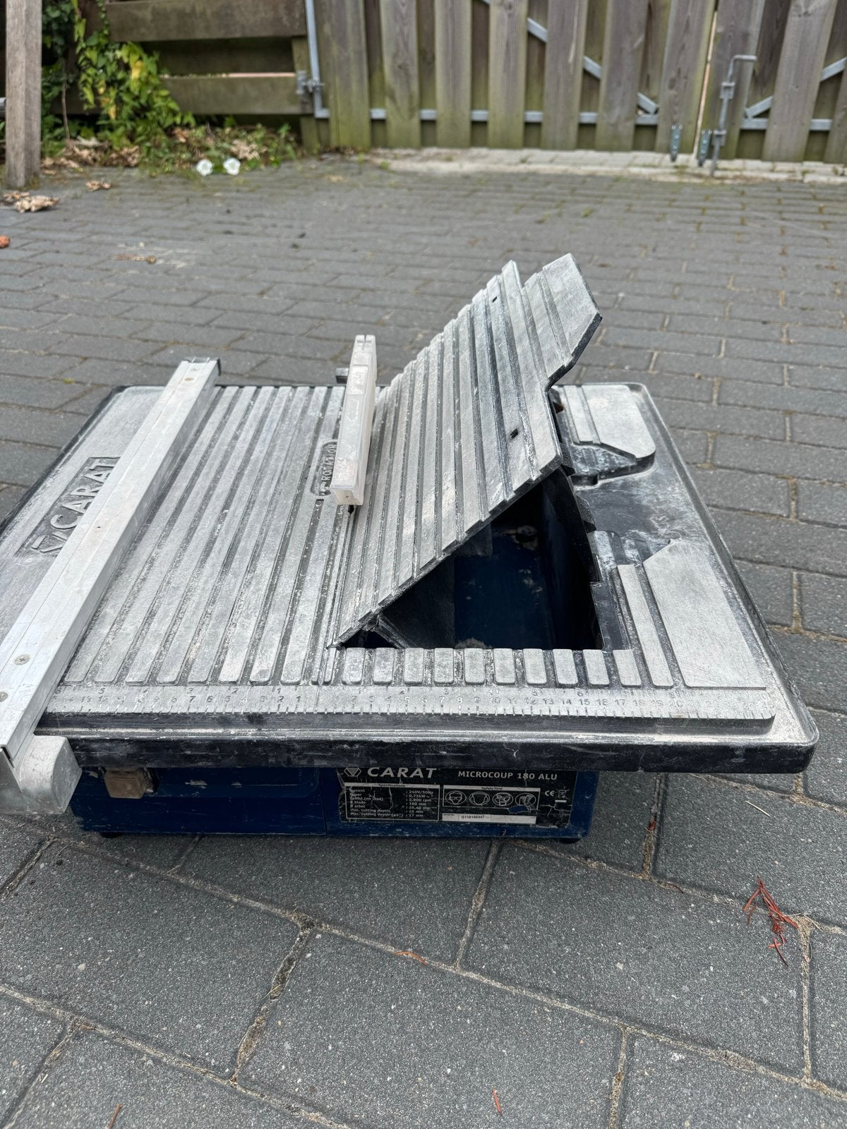 Carat Microcoup 180 Alu Tegelzaag, Doe-het-zelf en Verbouw, Gereedschap | Zaagmachines, Ophalen, Minder dan 30 mm, Gebruikt, Overige typen