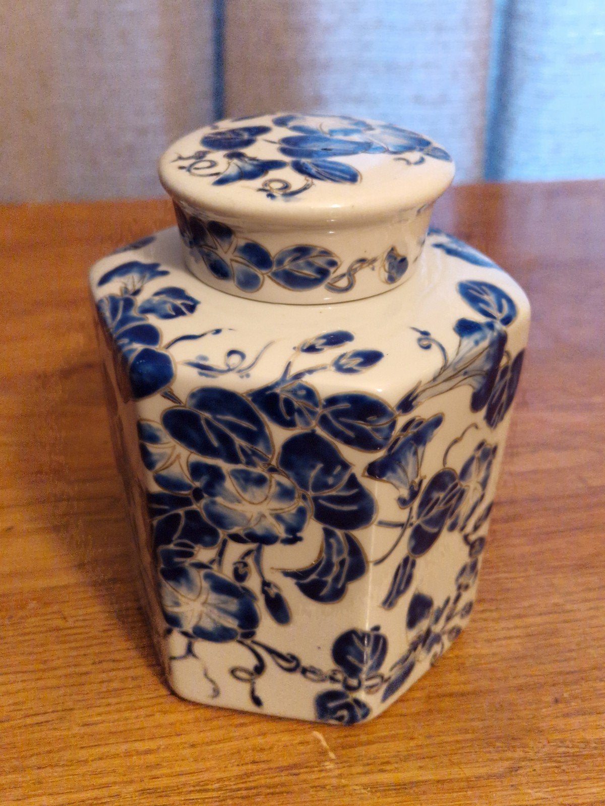Theebus Chinees, 11.5 X 11.5 X 14 cm, Antiek en Kunst, Ophalen of Verzenden