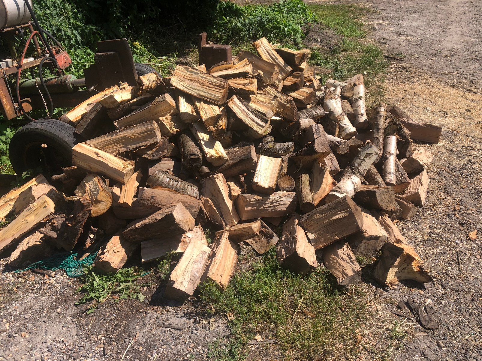 Twee m3 Gekloofd openhaard hout, kachelhout, Minder dan 3 m³, Ophalen, Beukenhout