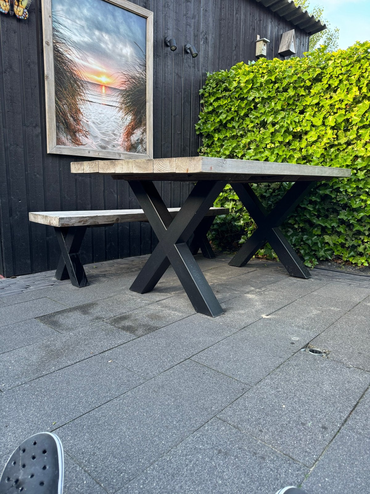 Stevige picknicktafel met zwarte stalen poten, Ophalen, Gebruikt, Rechthoekig, Hout