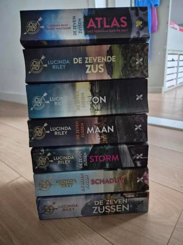 De Zeven Zussen serie (excl. Parel) - 9e p/st, 50e de set, Boeken, Romans, Ophalen of Verzenden