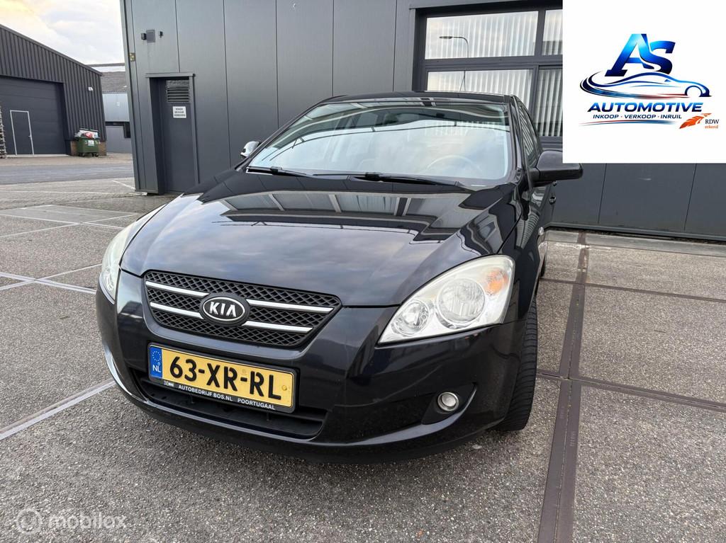 Kia cee'd 1.4 X-ecutive*airco*trekhaak*elek ramen*, Auto's, Kia, Gebruikt, 4 cilinders, 1396 cc, Automatische klimaatregeling