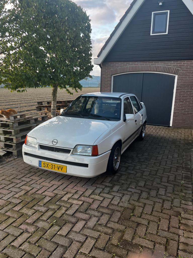 Opel Kadett E 1.8s 1988, Auto-onderdelen, Ophalen, Gebruikt, Opel