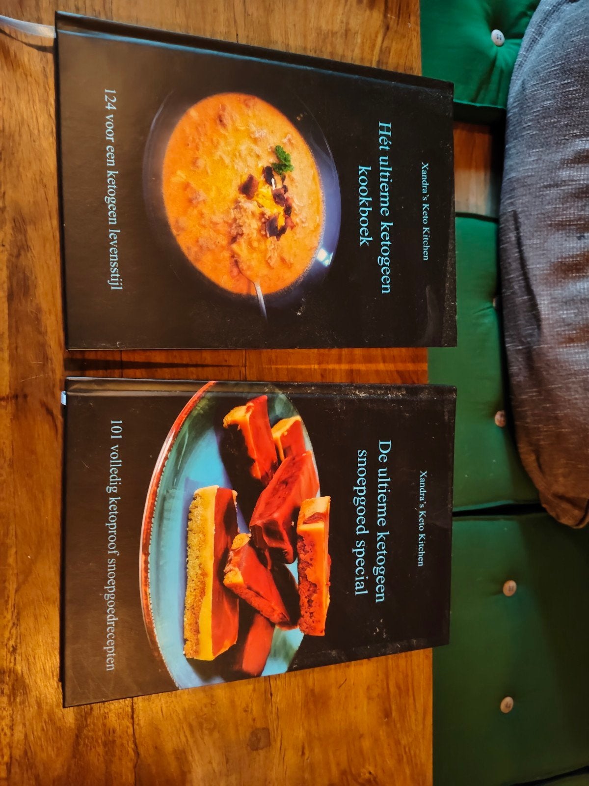 2x Keto Kookboeken: Het Ultieme & Snoepgoed Special, Boeken, Ophalen of Verzenden, Zo goed als nieuw, Xandra's Keto Kitchen, Hoofdgerechten