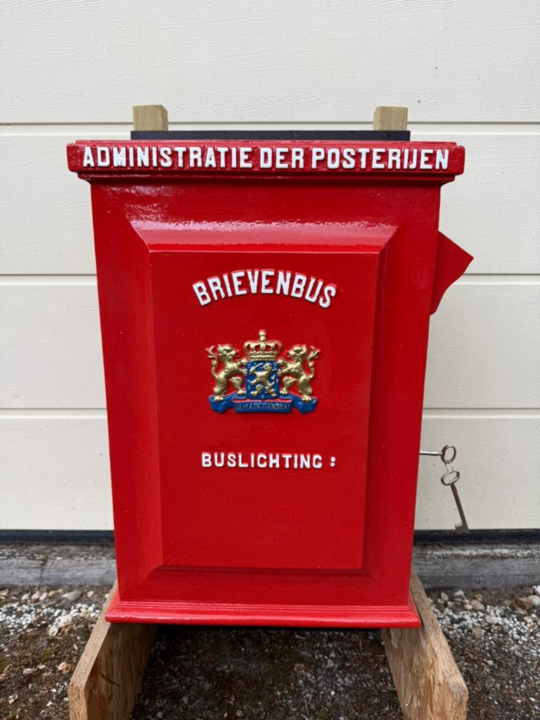 Unieke antieke PTT brievenbus Platteland 1906, Tuin en Terras, Brievenbussen, Ophalen, Nieuw, Overige materialen, Wandbrievenbus