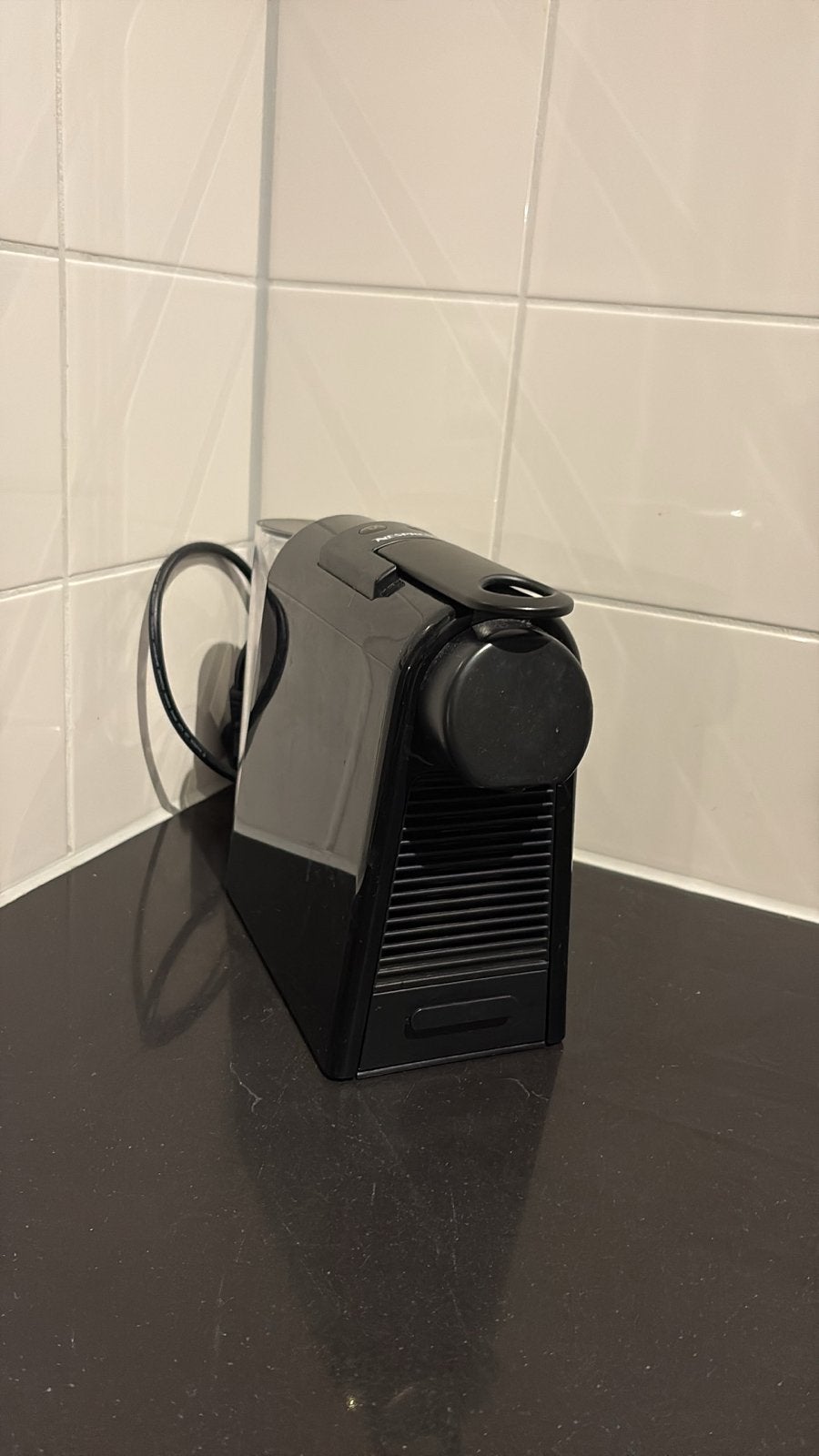Nespresso Essenza Mini EN85.BKMT - Mat Zwart, Witgoed en Apparatuur, Koffiepads en cups, Espresso apparaat, Ophalen of Verzenden