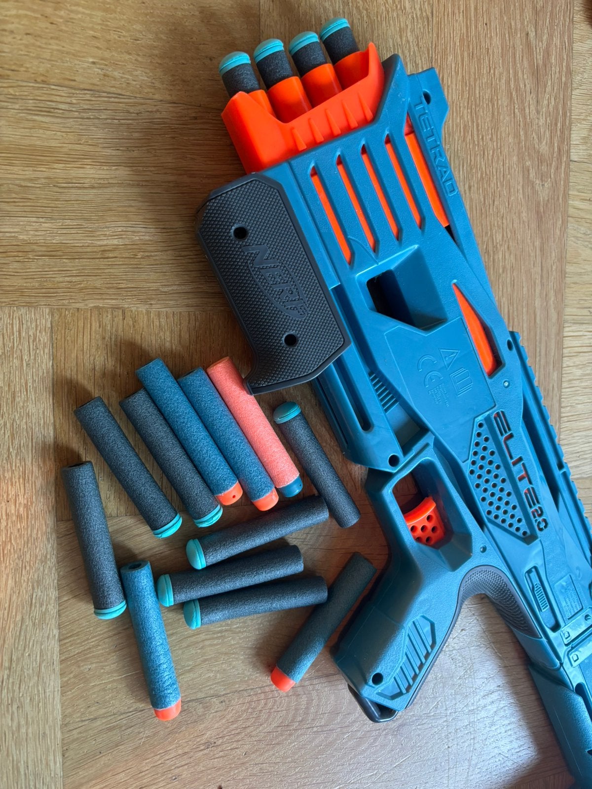 Nerf elite 2.0 tetrad, Kinderen en Baby's, Speelgoed | Buiten | Actiespeelgoed, Ophalen, Zo goed als nieuw