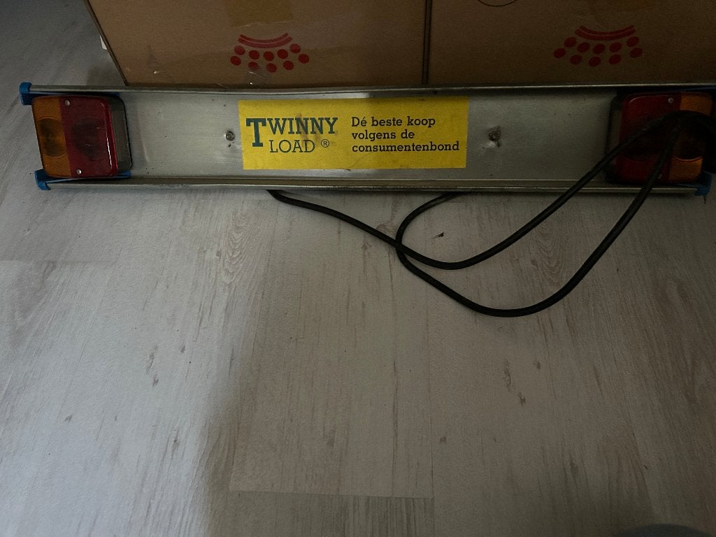bak met achterlichten, Ophalen of Verzenden, Gebruikt