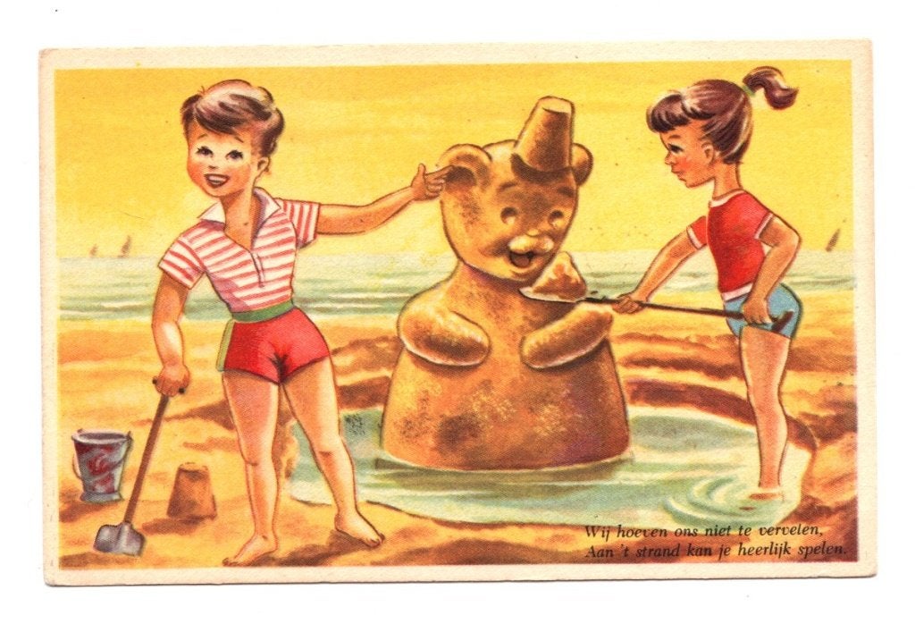 Oude Ansichtkaart Kinderen Strand Zandbeeld Beer, Verzamelen, Ansichtkaarten | Themakaarten, Ophalen of Verzenden, 1940 tot 1960
