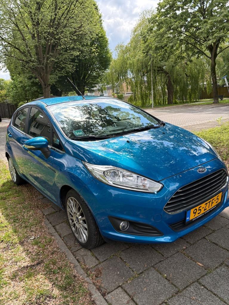 Ford Fiësta 1.0 74KW/100PK 5D 2013 Blauw, Voorwielaandrijving, 40 €/maand, Blauw, 100 pk
