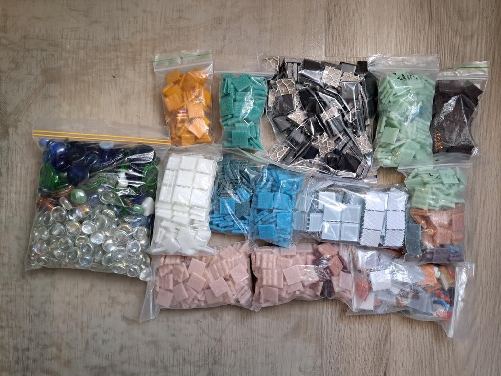 Glasstenen en mozaïek steentjes, Hobby en Vrije tijd, Ophalen of Verzenden