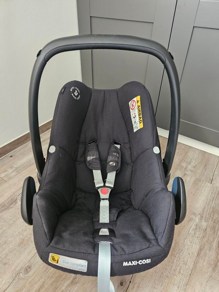 Maxi cosi rock en Familyfix 2 isofix, Ophalen, Zo goed als nieuw, Isofix, 0 t/m 13 kg