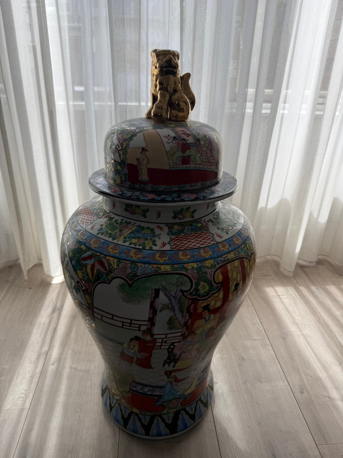 Grote Chinese porseleinen vaas met deksel en foo dog, Ophalen