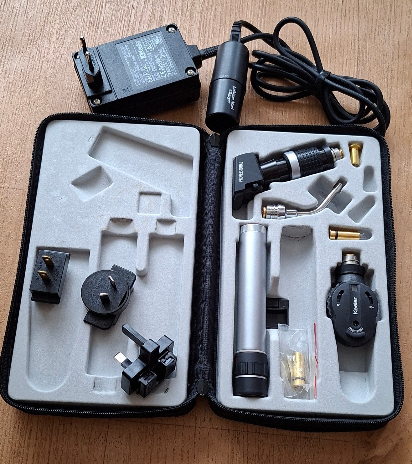 Optometrie en Orthoptie opleiding of optische, Ophalen of Verzenden, Zo goed als nieuw