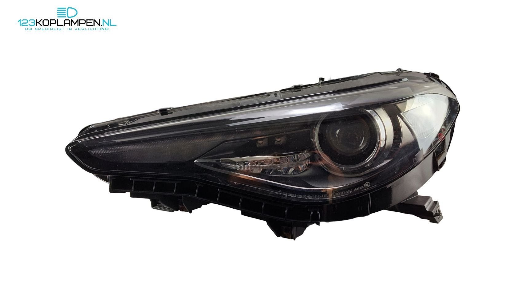 Alfa Romeo Giulia Dynamisch Xenon koplamp links rechts, Gebruikt, -, -, Ophalen of Verzenden
