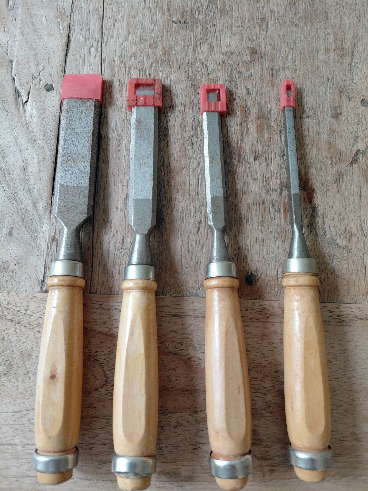 4 beitels, Ophalen, Gebruikt
