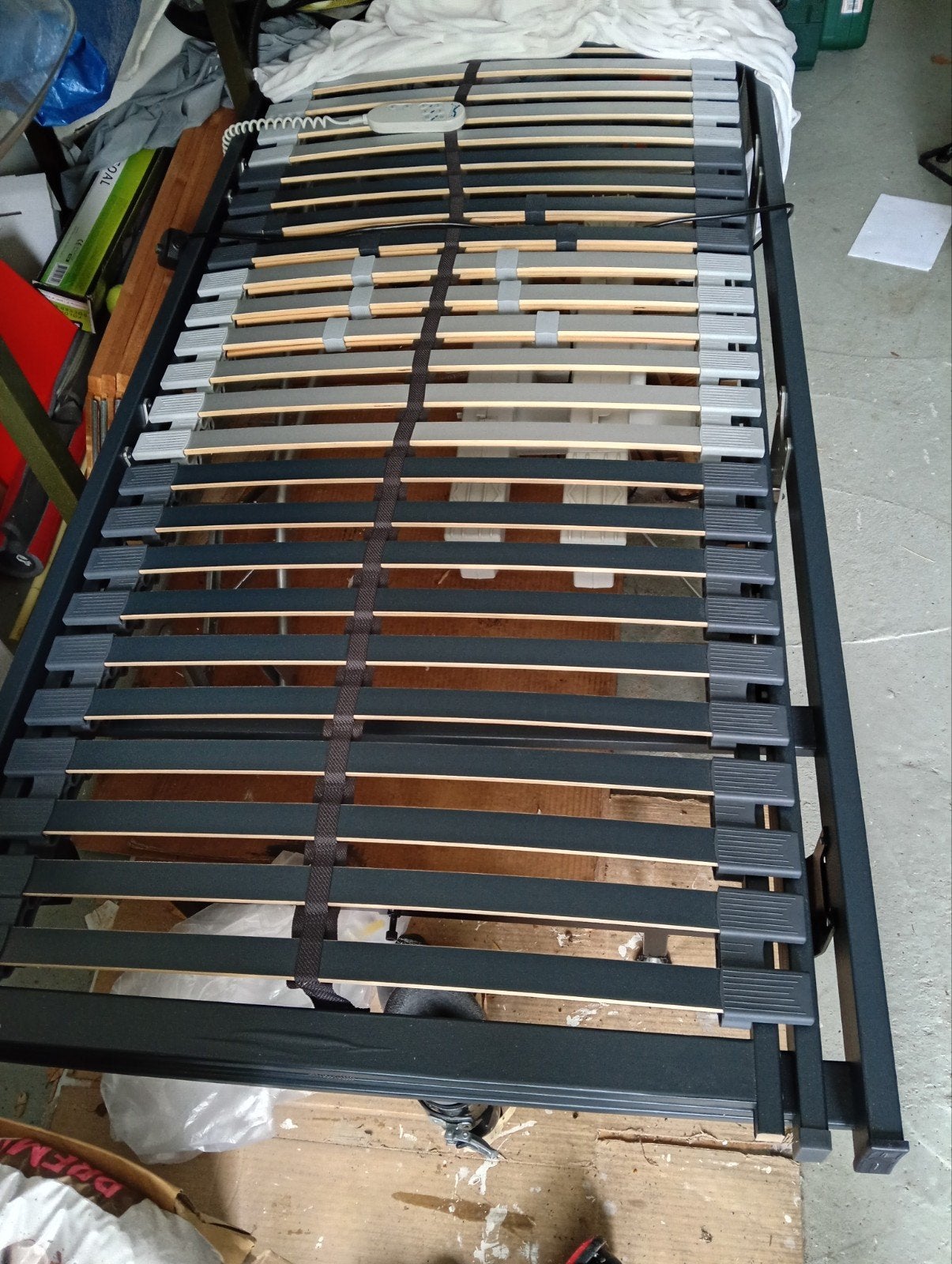 OKIN hoog/laagbed met motor, Ophalen, Eenpersoons