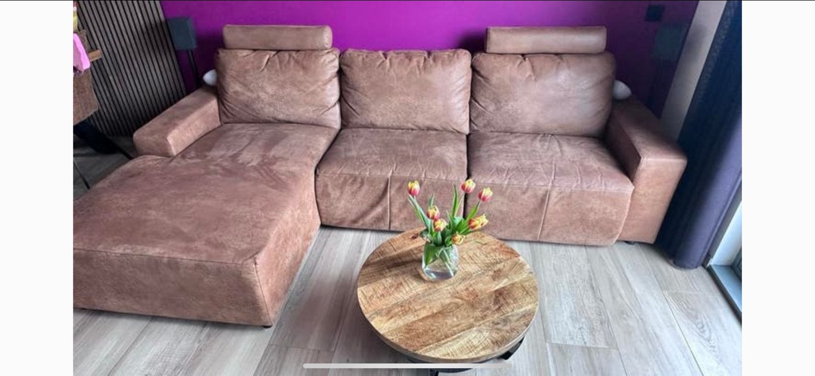 Comfortabele hoekbank in bruin suède-look stof, Huis en Inrichting, Banken | Bankstellen, Ophalen, 250 tot 300 cm, Gebruikt, Hoekbank