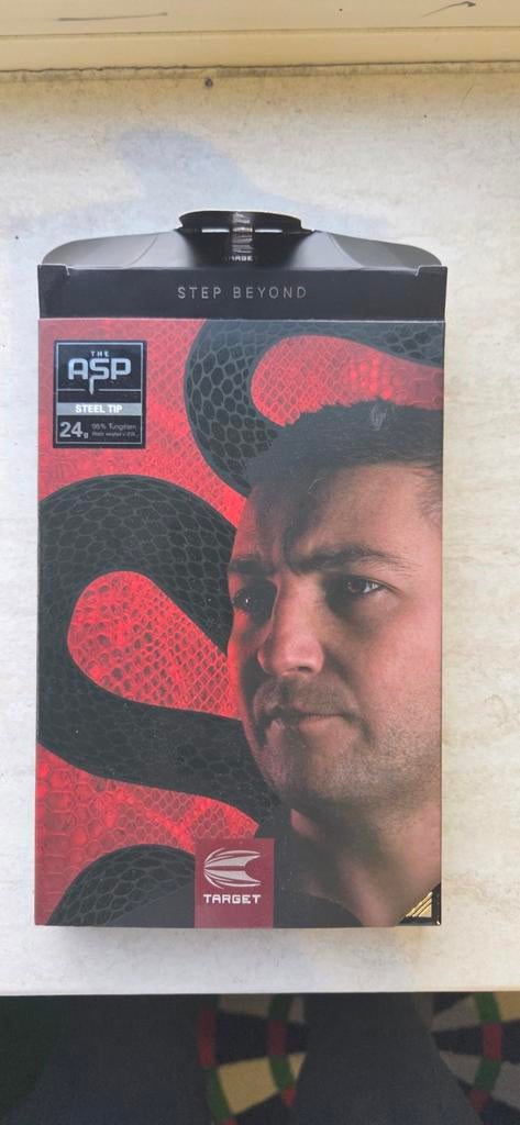Nathan aspinall pijlen 24Gram, Sport en Fitness, Darts, Ophalen of Verzenden, Zo goed als nieuw, Pijlen