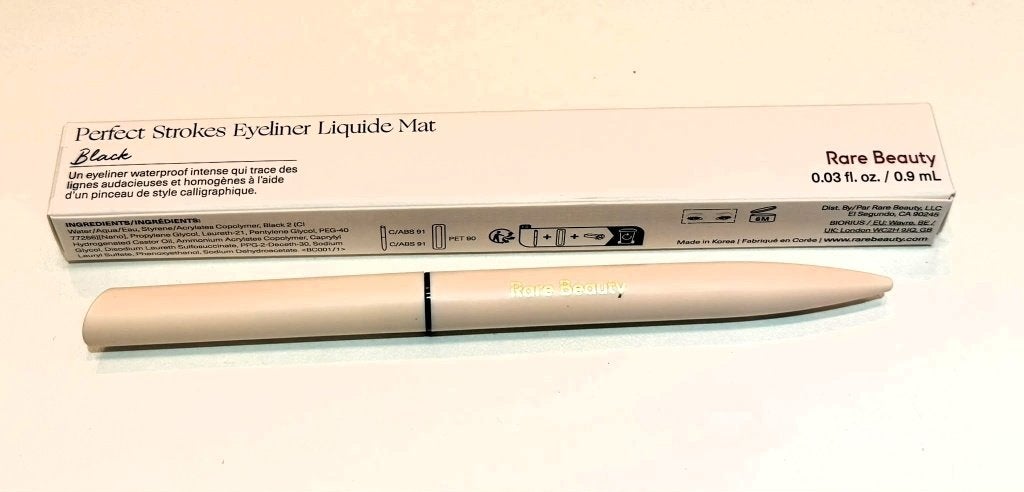 Rare Beauty Liquid Eyeliner, Sieraden, Tassen en Uiterlijk, Ogen, Zwart, Nieuw, Ophalen of Verzenden