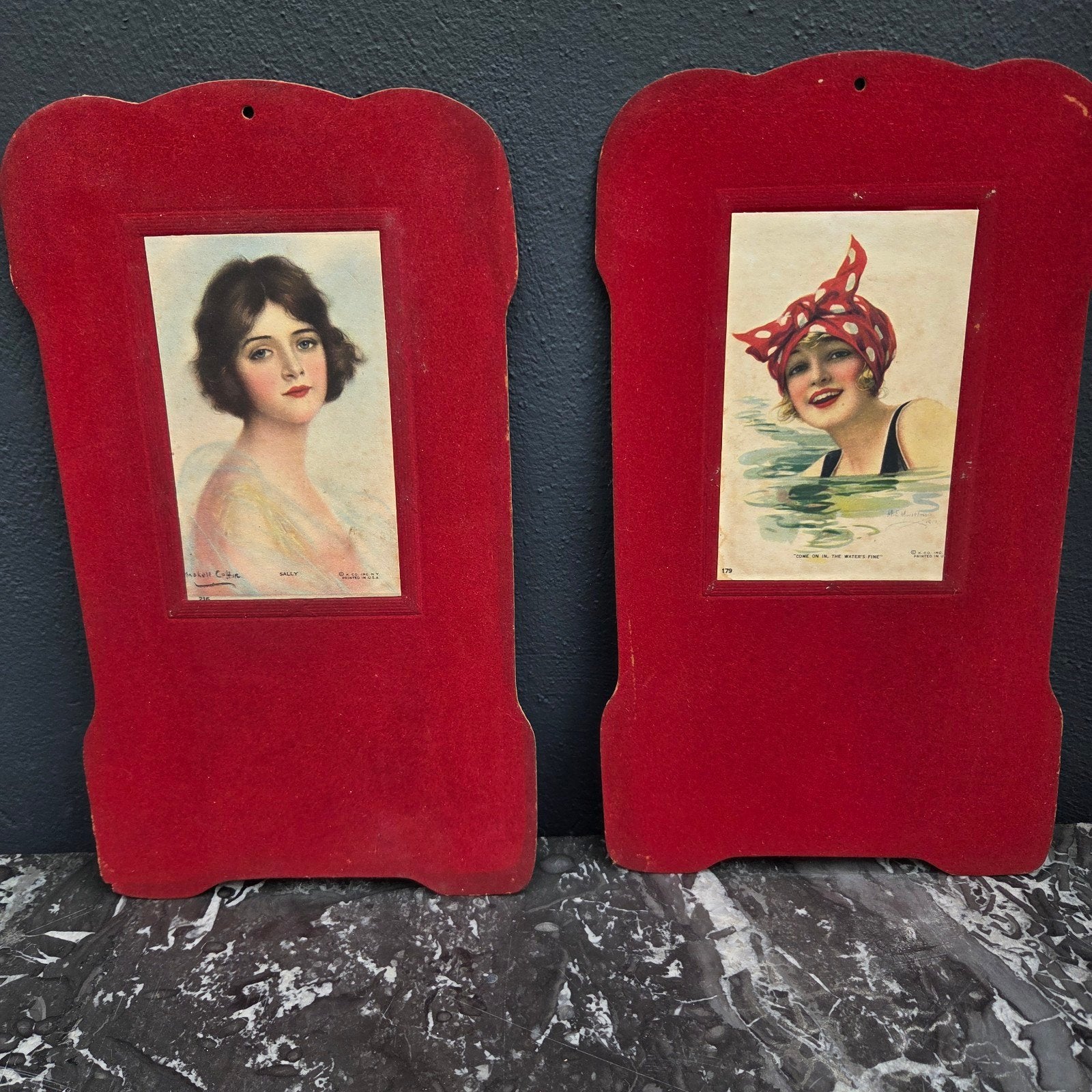 Set van twee Art Deco vilten kaders met prentjes, Antiek en Kunst, Kunst | Tekeningen en Foto's, Ophalen of Verzenden, Prent, Ingelijst