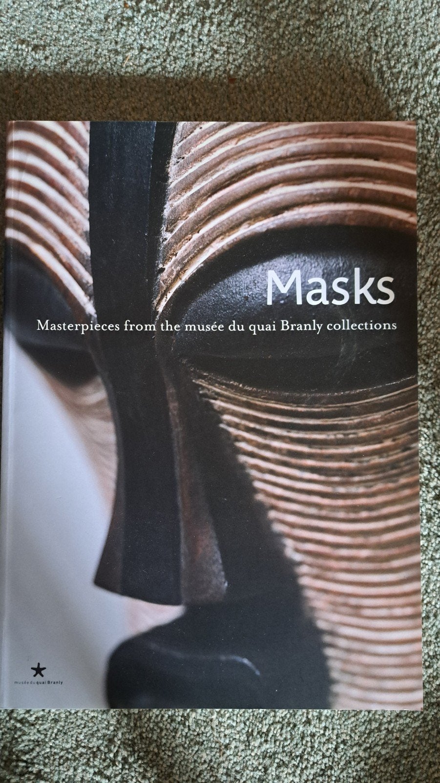 Masks: Masterpieces from the musée du quai Branly collection, Boeken, Ophalen of Verzenden, Zo goed als nieuw, Overige onderwerpen