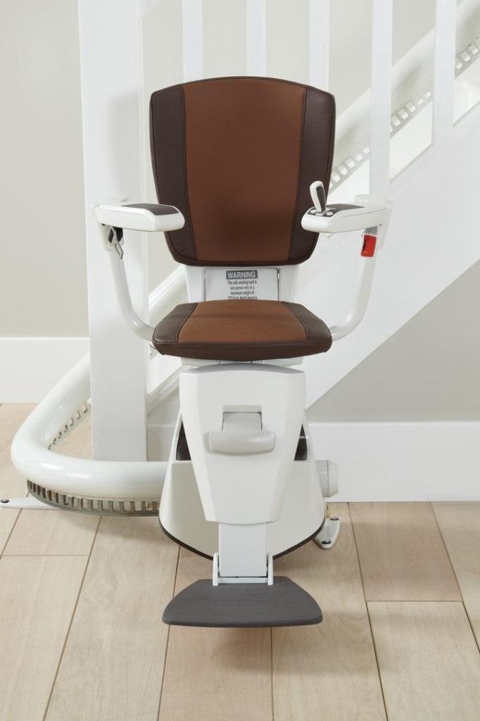 Gezocht traplift (stoel) Thyssen Krupp Type Flow2, Diversen, Trapliften, Ophalen, Gebruikt