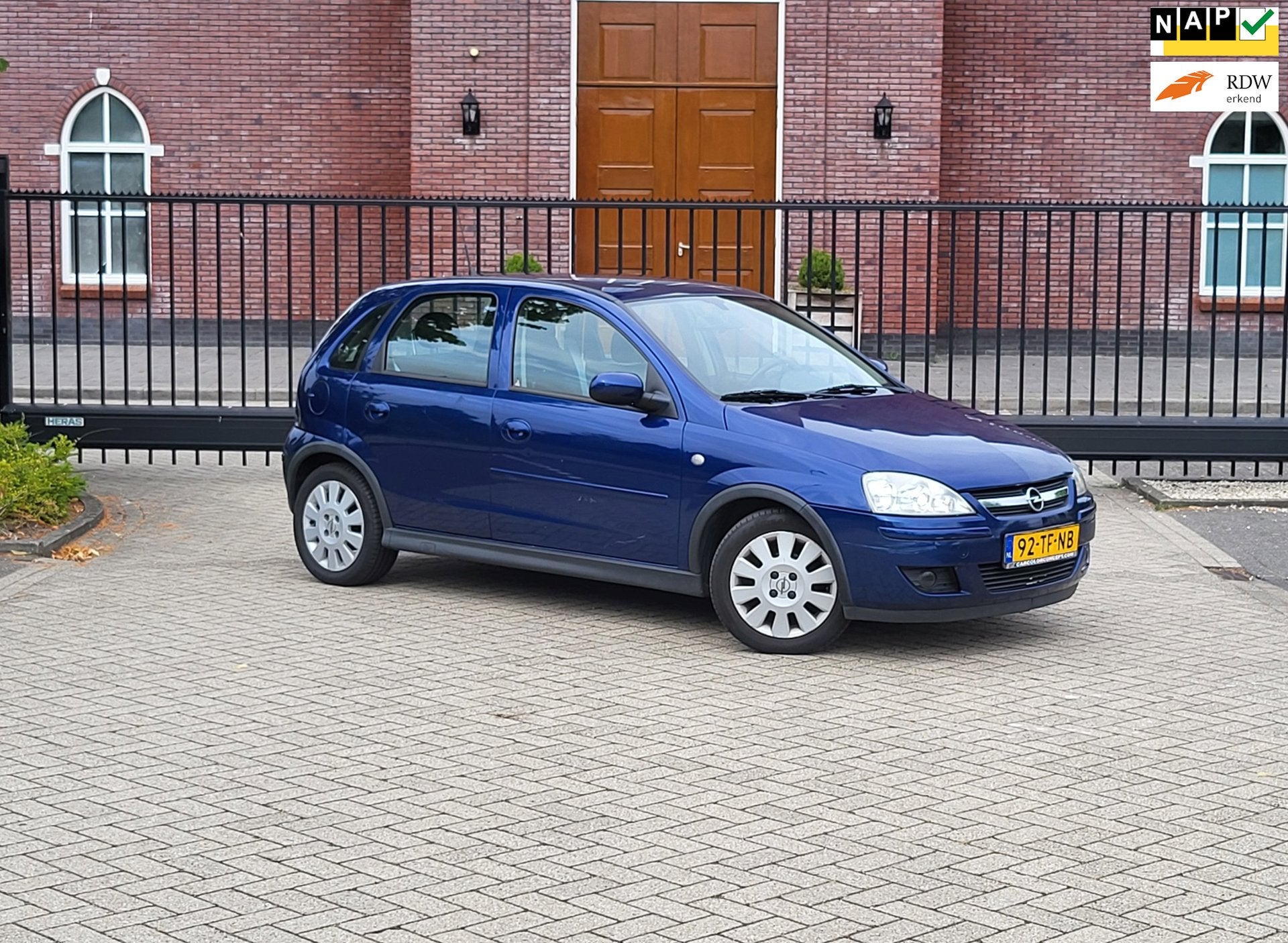 Opel Corsa 1.2-16V Silverline / Airco / Nap / 5 Drs / Nieuwe, Voorwielaandrijving, 450 kg, Gebruikt, 31 €/maand