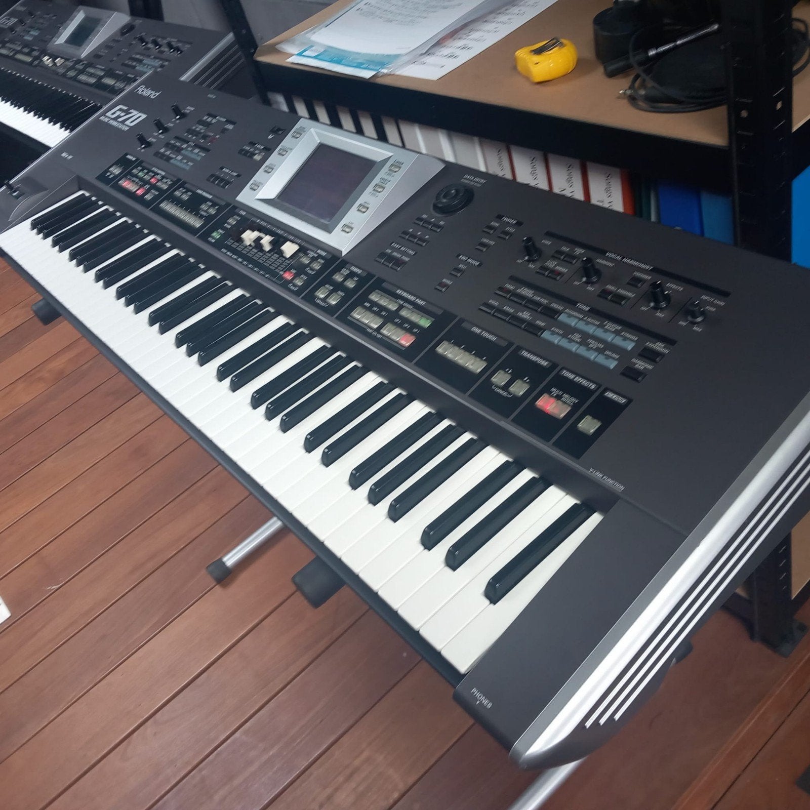 Roland G-70 Music Workstation - Professioneel Keyboard, Muziek en Instrumenten, Keyboards, Ophalen, Gebruikt, Roland, Midi-aansluiting