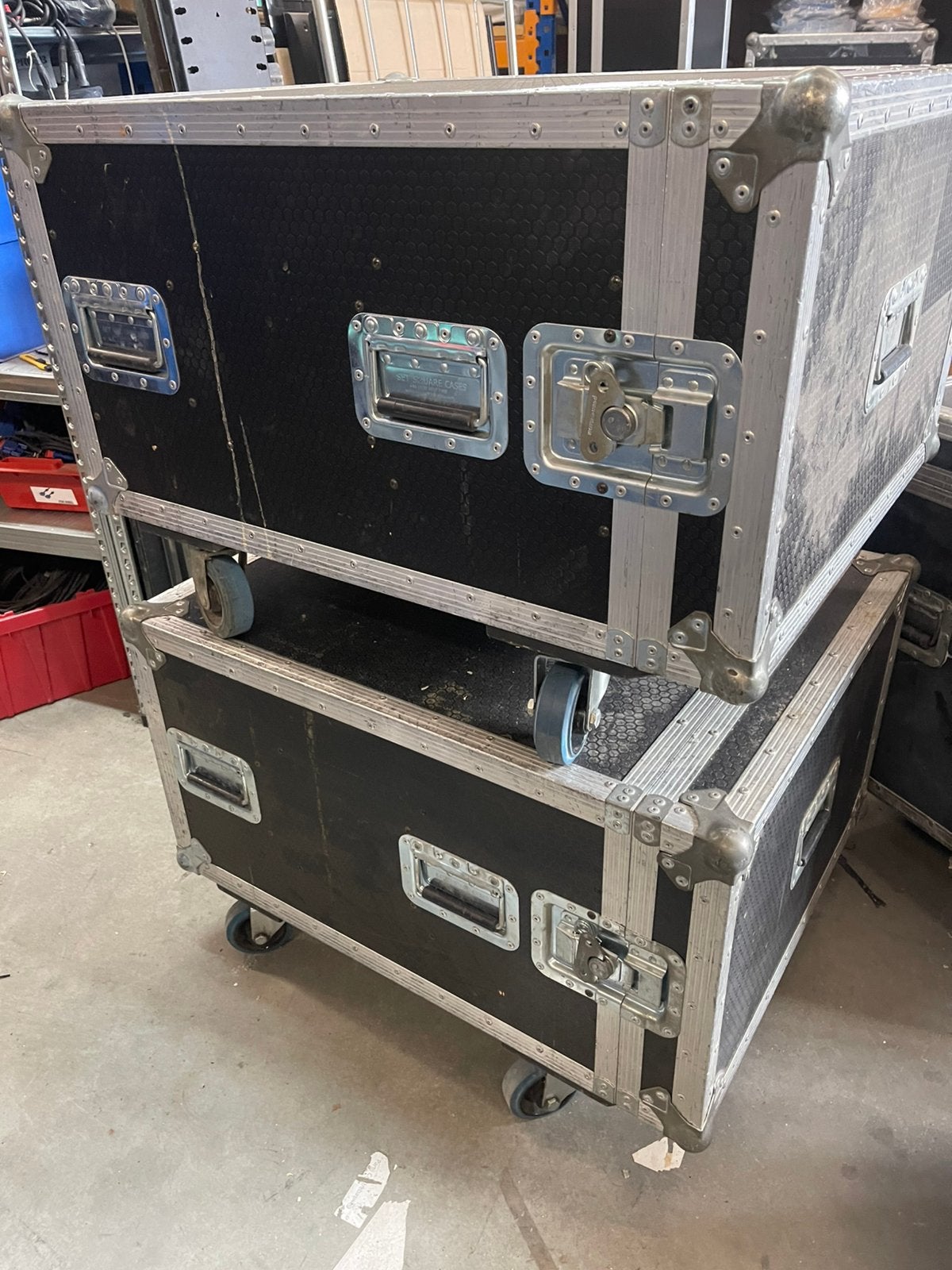 PRO FLIGHTCASES + Bleu Wheels 62x39cm 70cm Diep 3xPlank erin, Ophalen, Gebruikt, Overige instrumenten, Flightcase