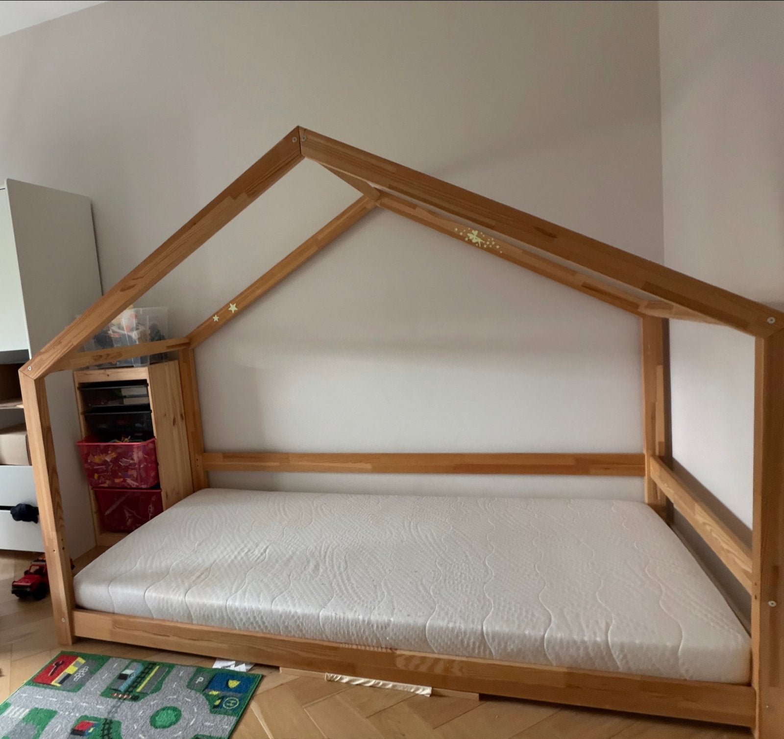 Petit Puk SIEN Bedhuisje 100x200 cm (incl. matras), Ophalen, 100 cm, Zo goed als nieuw, 200 cm