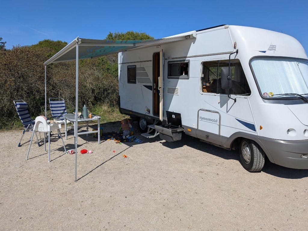 Hymer Classic 244 Camper | 4p | fransbed + hefbed | APK 2027, Caravans en Kamperen, Campers, Integraal, Luifel, Ringverwarming