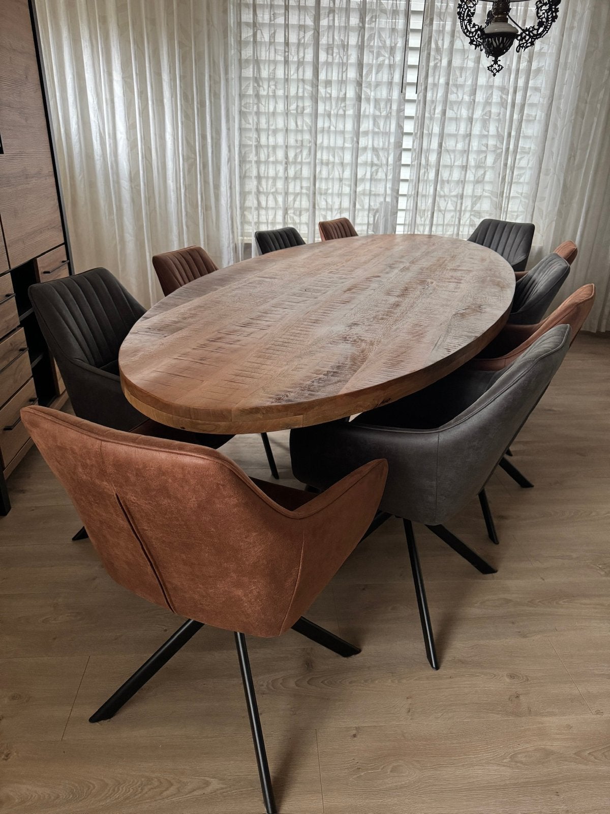Mango ovaal eettafel 3 meter 10 stoelen, Ophalen, 200 cm of meer, 50 tot 100 cm, Zo goed als nieuw