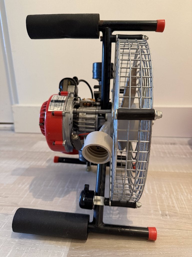 Benzine aangedreven ventilator met rode kegel, Ophalen, Nieuw