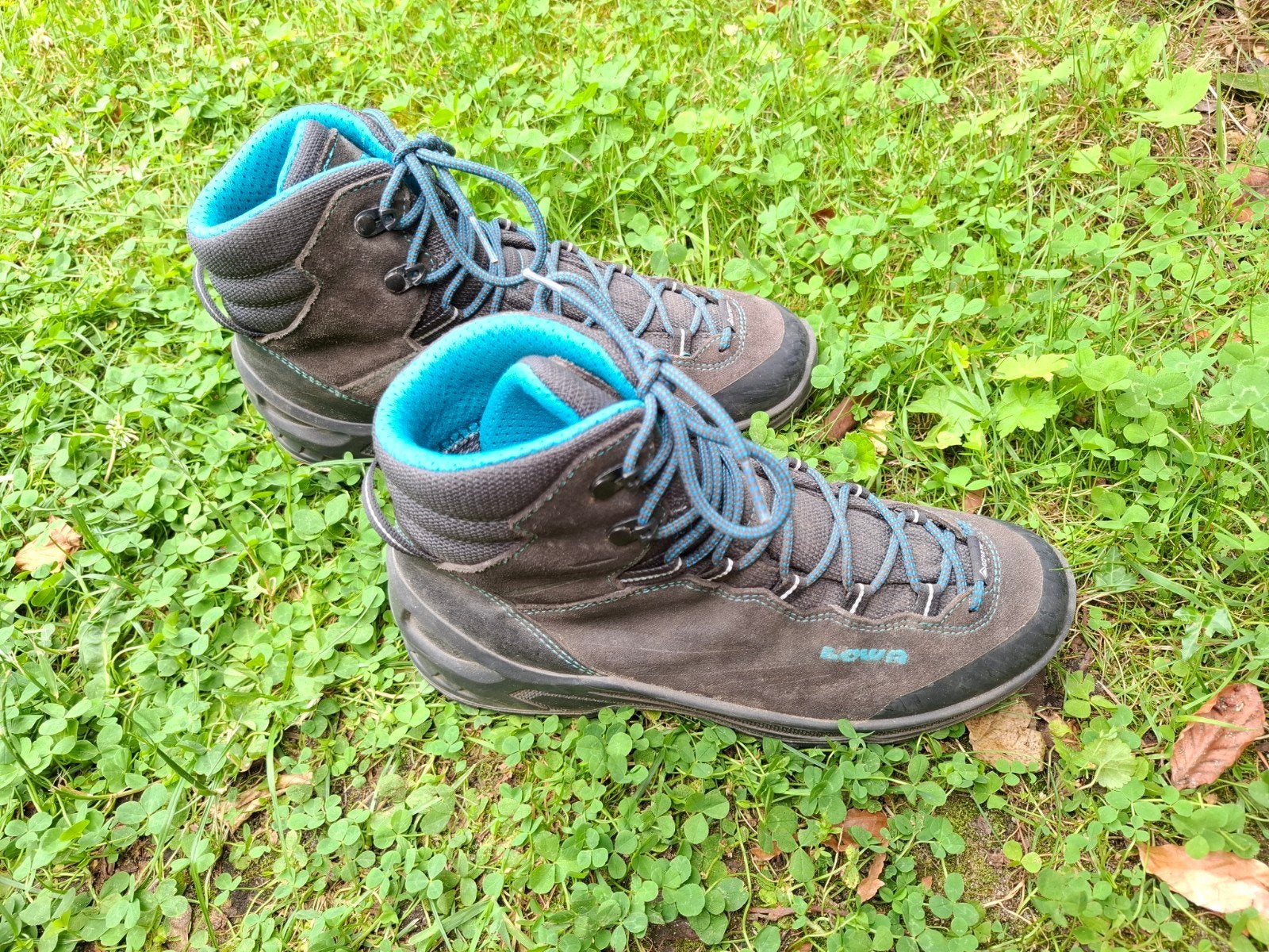 Lowa bergschoenen, maat 38., Ophalen, Gebruikt, Schoenen