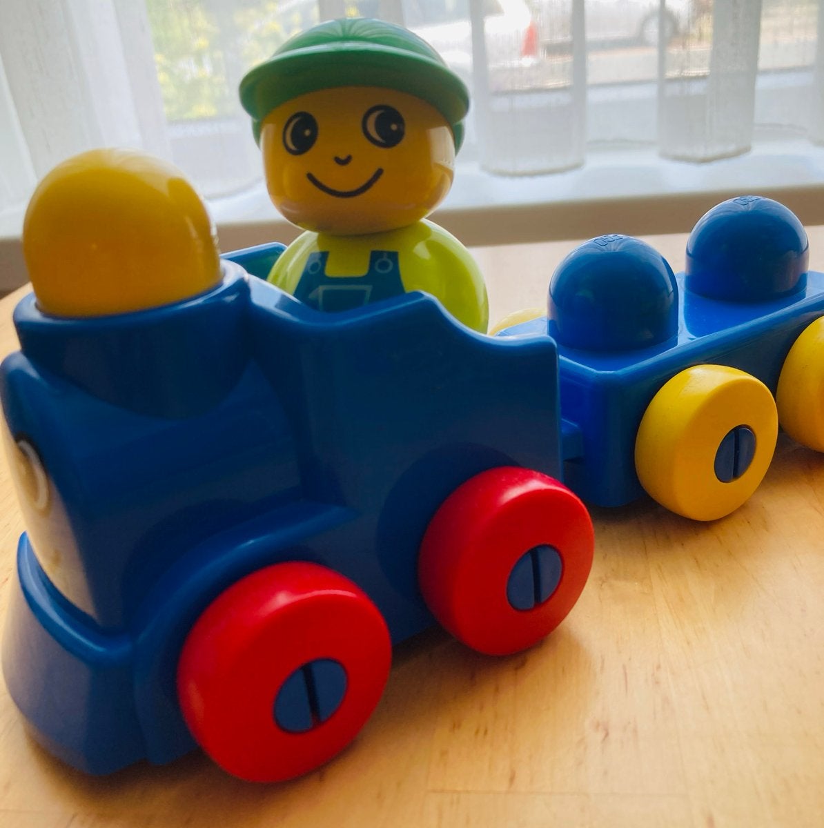 20 stuks Lego Primo Duplo: Trein, Bouwblokken, rammelblokjes, Inclusief minifiguren, Gebruikt, Lego Primo, Ophalen of Verzenden