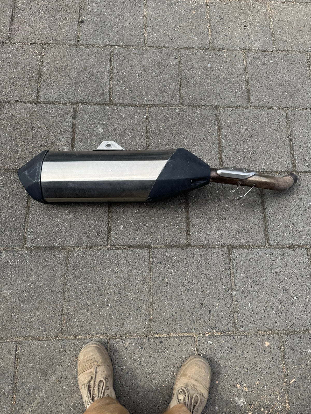 Triumph 1200 Uitlaat - Origineel en Gebruikt, Ophalen, Gebruikt