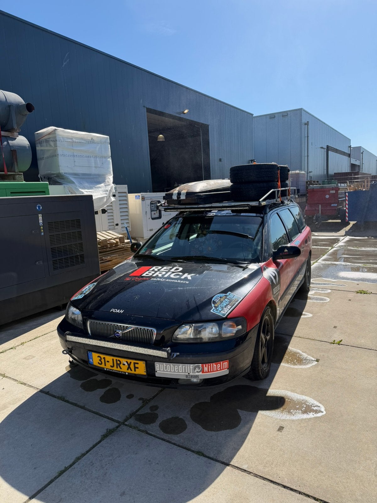 Carbagerun Volvo V70 2.4 140PK 2002 Zwart, Voorwielaandrijving, 1800 kg, Zwart, Stationwagon