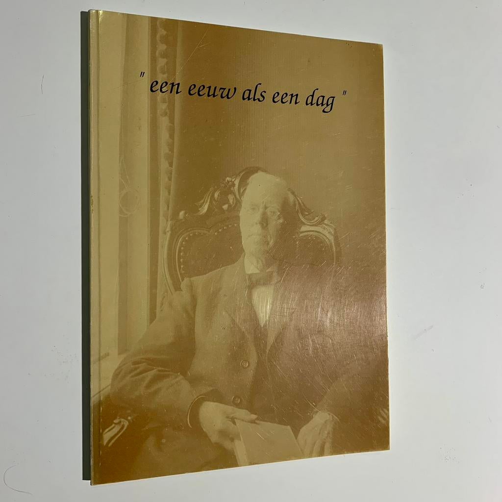 Mijnster, Een eeuw als een dag, 100 jaar scholen Gorinchem, Boeken, Geschiedenis | Stad en Regio, Ophalen of Verzenden, Gelezen