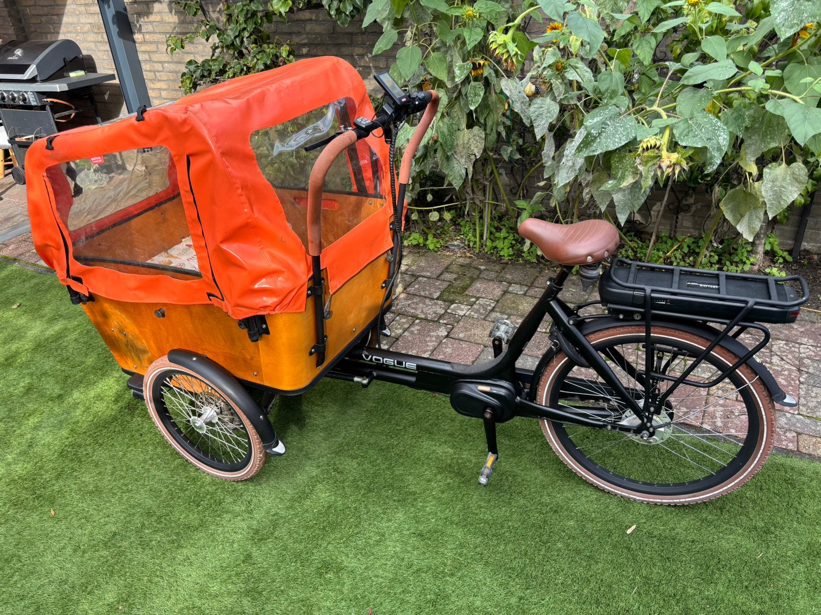 Ruime elektrische bakfiets vogue carry 3, 4 kinderen of meer, Gebruikt, Ophalen of Verzenden, Elektrisch