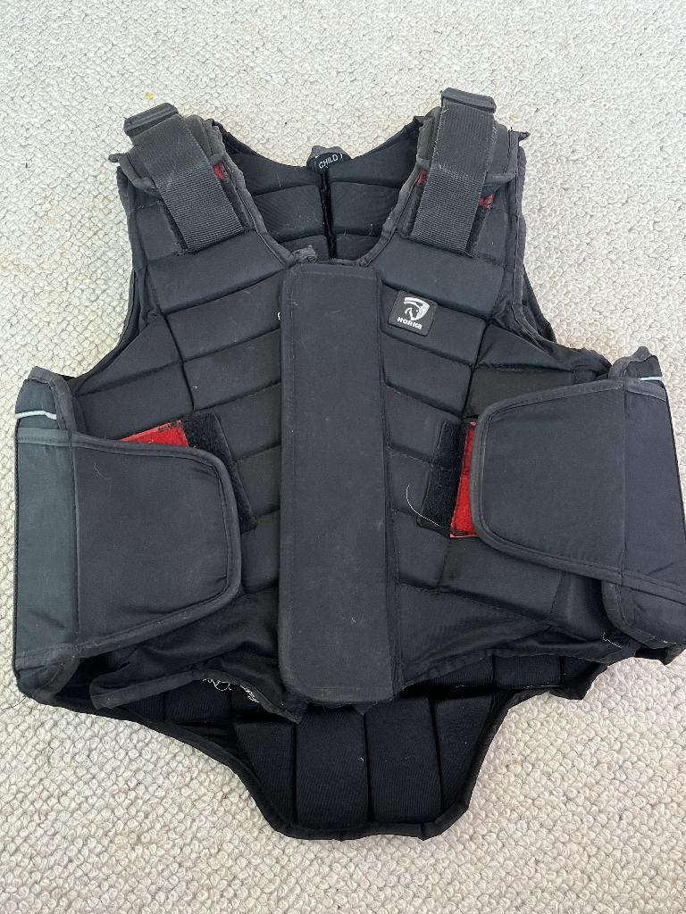 Horka Bodyprotector Child XL Zwart, Kinderen, Overige soorten, Ophalen of Verzenden, Zo goed als nieuw
