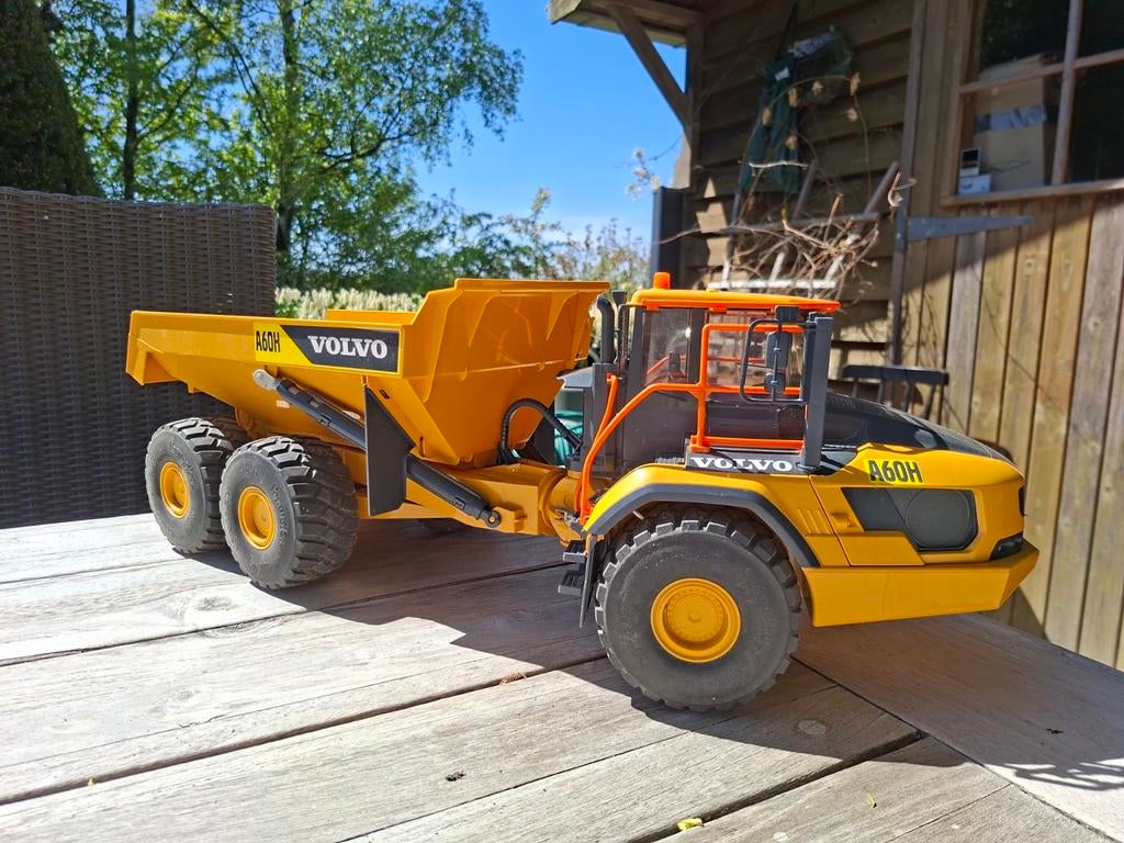 Volvo A60H Dumper Speelgoedmodel, Ophalen of Verzenden, Zo goed als nieuw