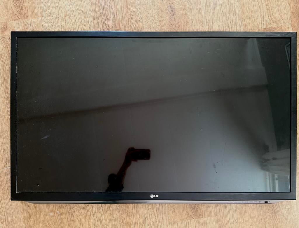 LG 47 inch Smart TV Werkt perfect | klaar voor gebruik 2013, Ophalen, 50 Hz, Zo goed als nieuw, 100 cm of meer