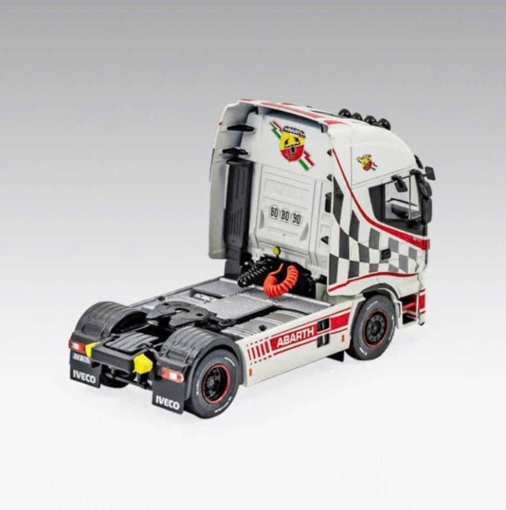 IVECO Stralis Abarth 1970 Camiones Tunning Nº 1 schaal 1/43, Verzenden, Nieuw, Bus of Vrachtwagen, Overige merken